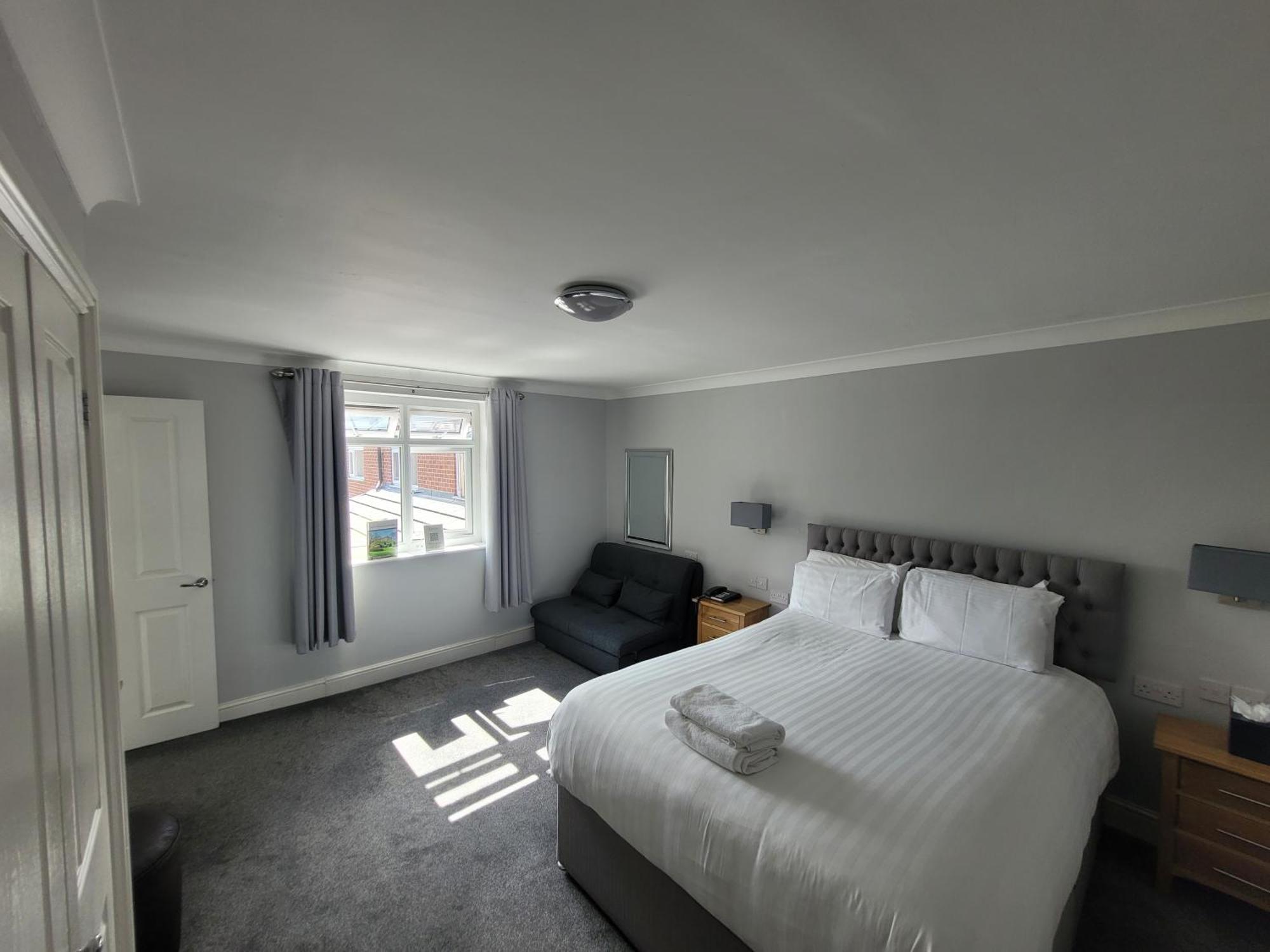 The Beeches Hotel & Leisure Club West Bridgford Bagian luar foto